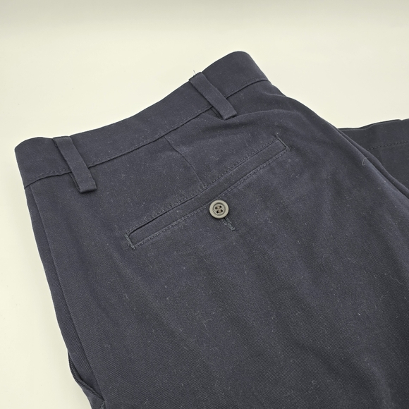 NWT Dockers Easy Khaki Cladsic Fit Pleated Wrinkle-Free Pants, Mens 36x30, Navy - Picture 6 of 16